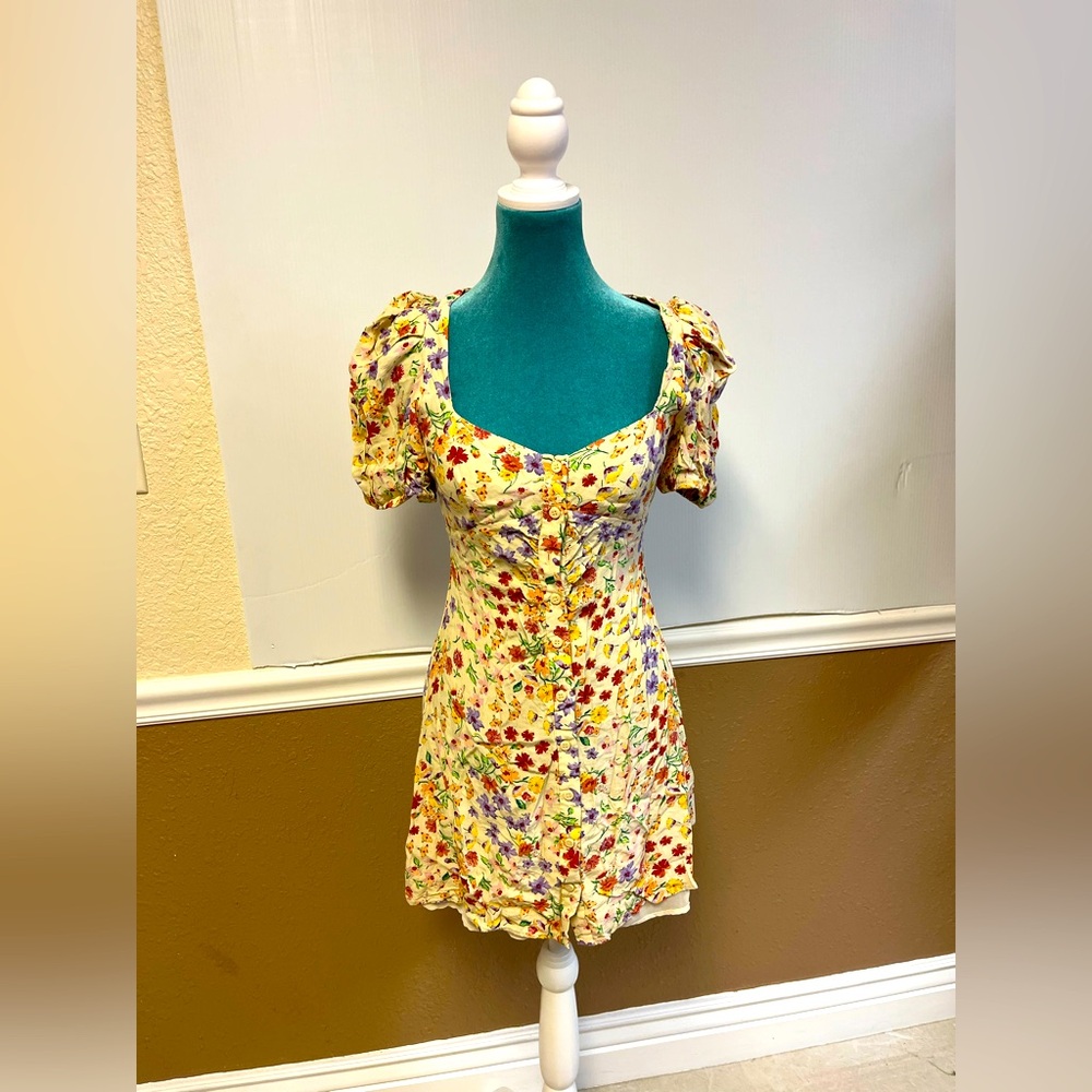 ZARA‎ Cottagecore Floral Cream Puff Sleeve Mini Dress – Size Small – BNWOT